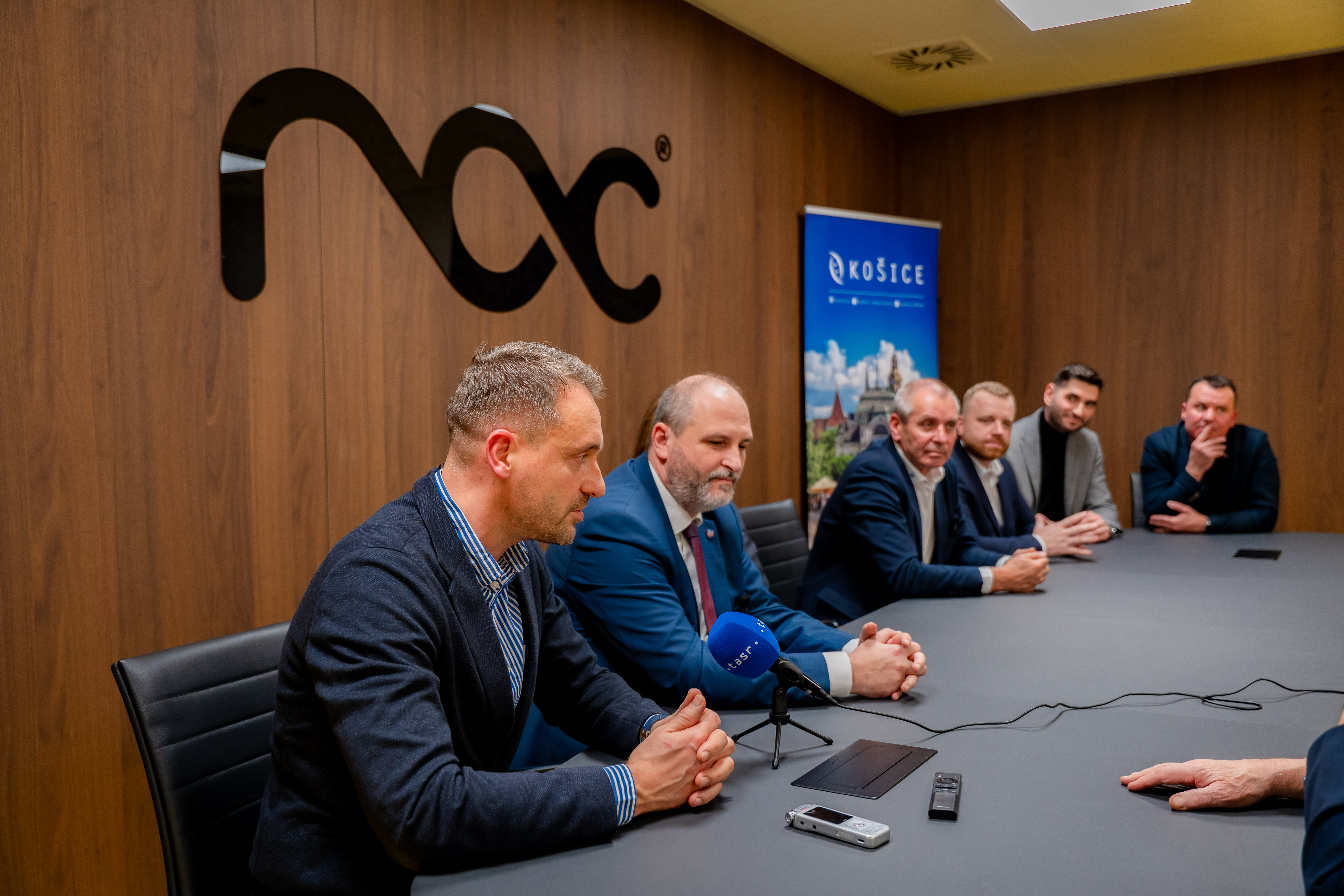 Slavnostne otvorenie Majstrovstiev Slovenskej republiky v plavani-72